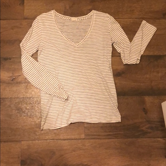 J Crew long sleeve soft tee. Size XS - Picture 1 of 1